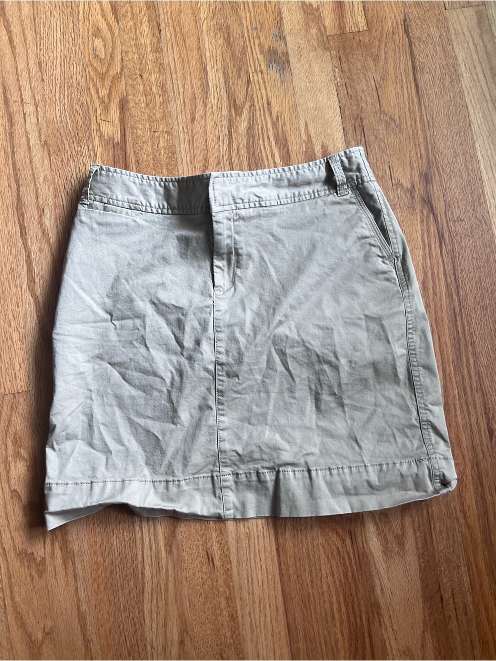 Women’s Merona khaki chino miniskirt size 6